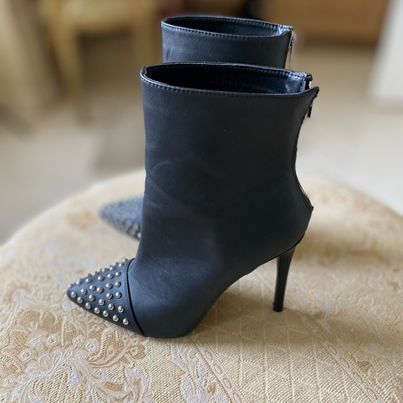 Women boots - Picture 2 of 7